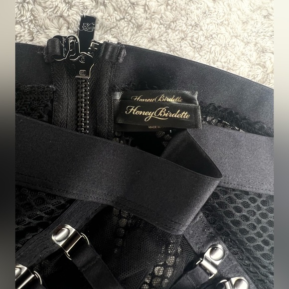 ***SOLD*** 🖤⚔️📸 Honey Birdette Courtney Suspender Skirt 📸⚔️🖤 Size Small (S) - Picture 13 of 16